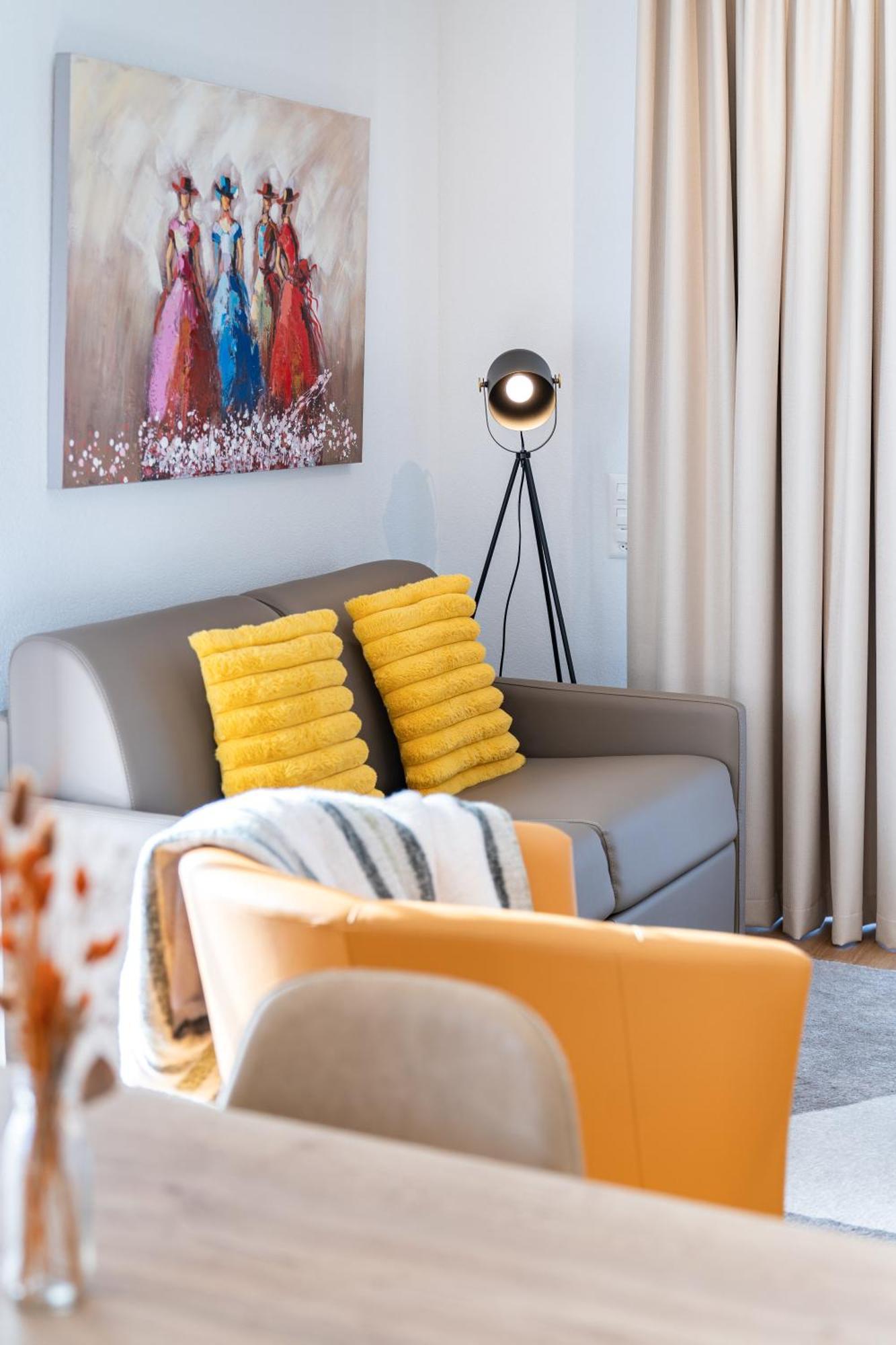 Alp Art Hotel Monthey Collombey-Muraz Экстерьер фото