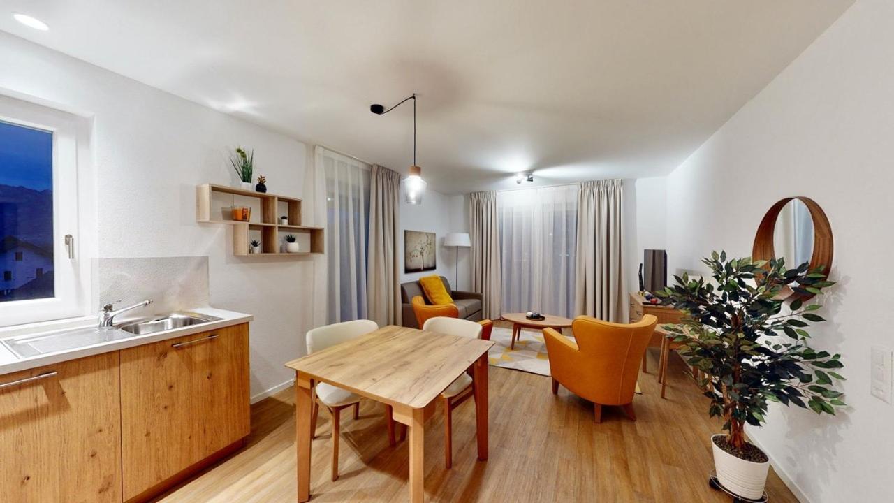 Alp Art Hotel Monthey Collombey-Muraz Экстерьер фото