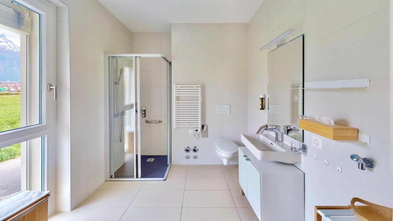 Alp Art Hotel Monthey Collombey-Muraz Экстерьер фото