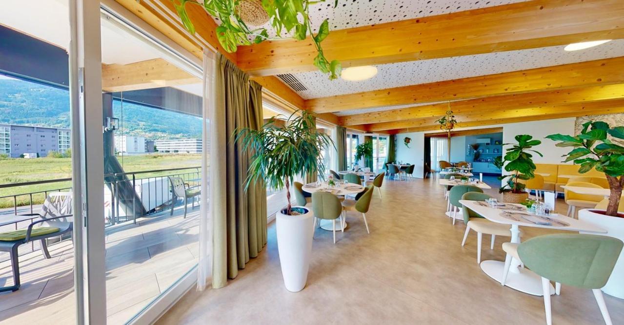 Alp Art Hotel Monthey Collombey-Muraz Экстерьер фото